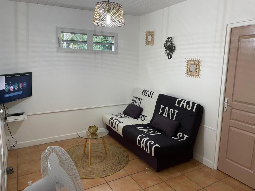 Residence Les Palmiers La Trinite Luaran gambar