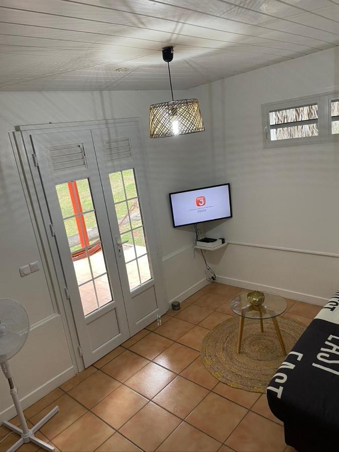 Residence Les Palmiers La Trinite Luaran gambar