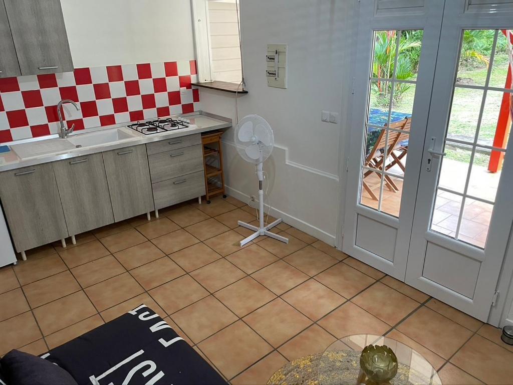 Residence Les Palmiers La Trinite Luaran gambar